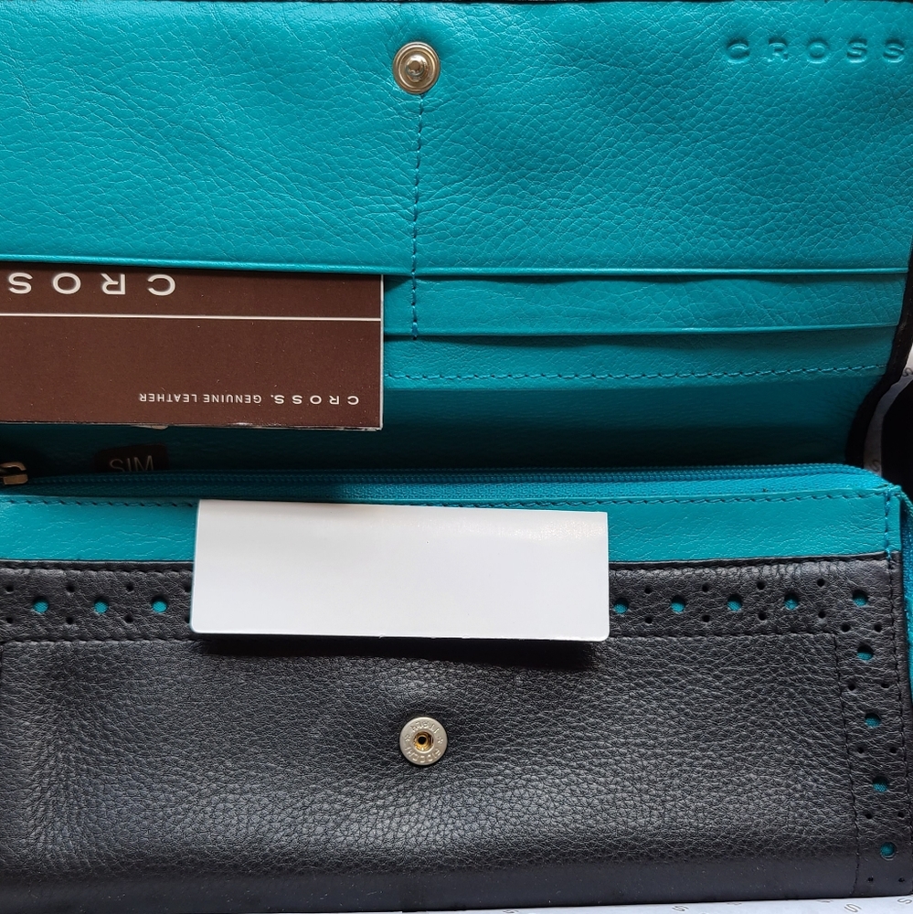 2 Cross slim wallets